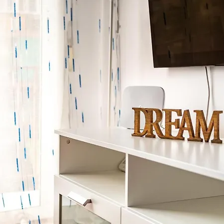 Dream House Apartment
